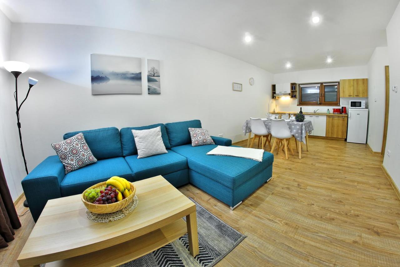 Kamilli Appartement Bešeňová Buitenkant foto
