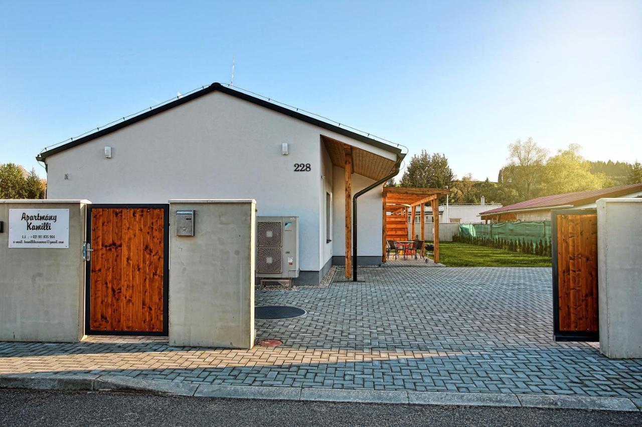 Kamilli Appartement Bešeňová Buitenkant foto