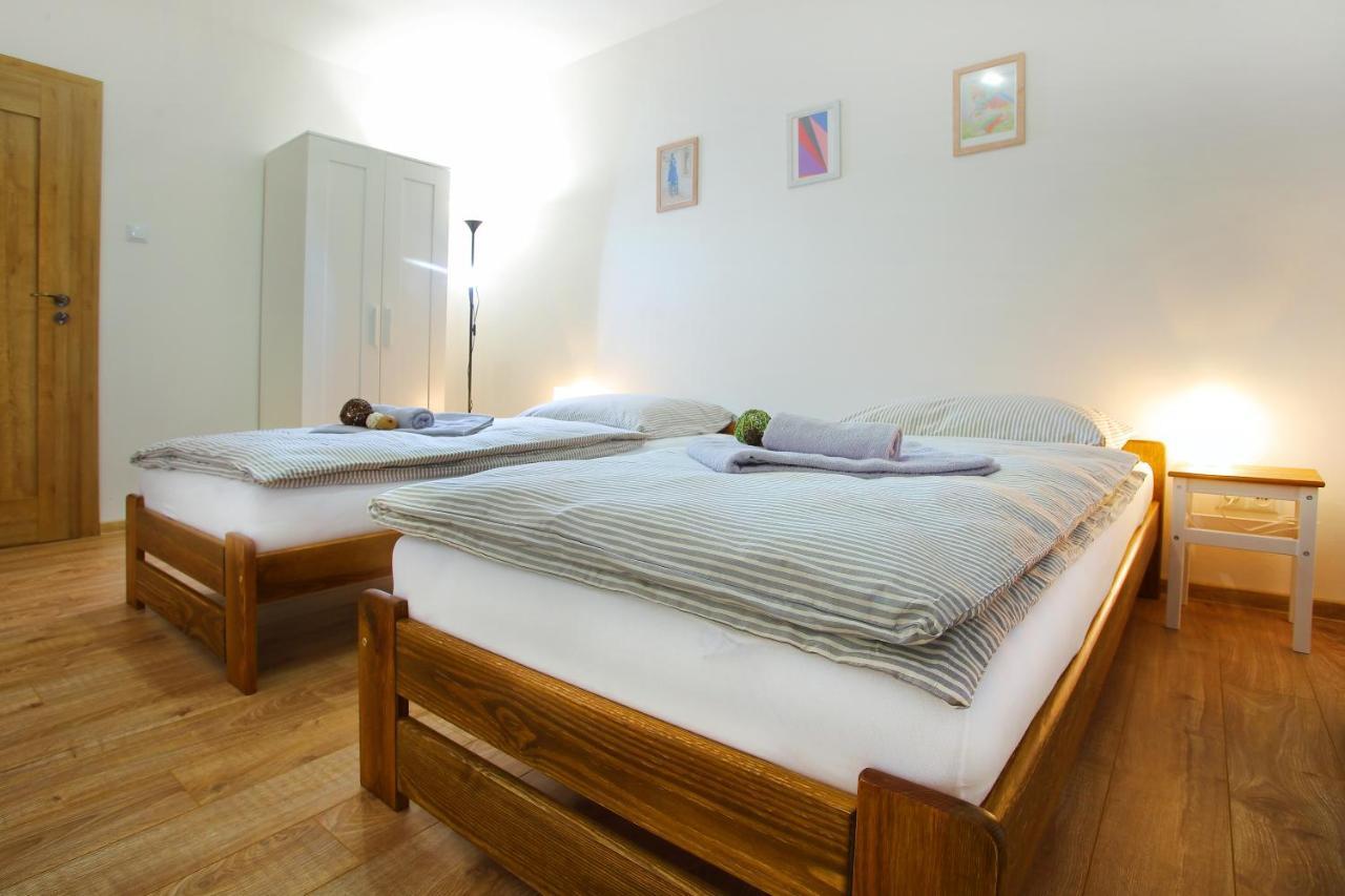 Kamilli Appartement Bešeňová Buitenkant foto