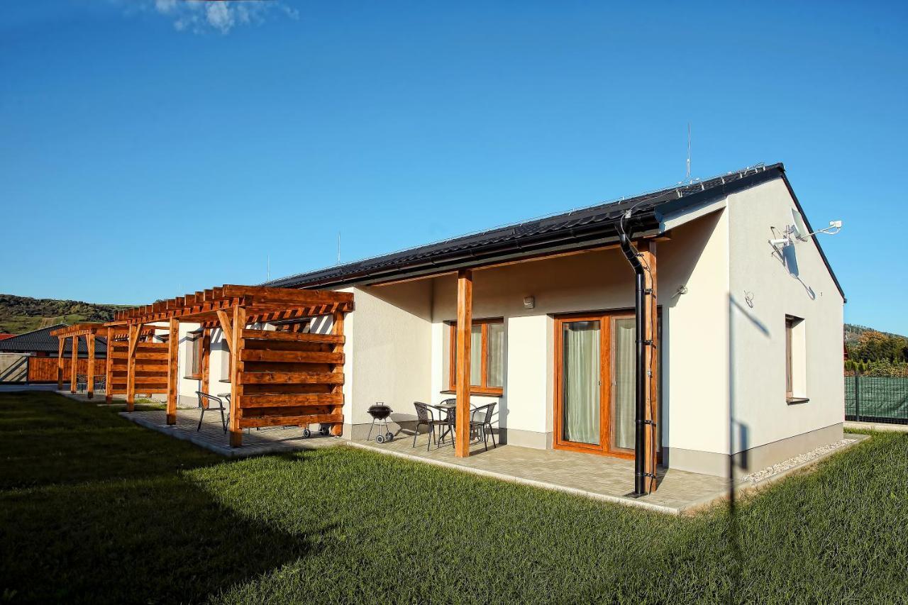 Kamilli Appartement Bešeňová Buitenkant foto