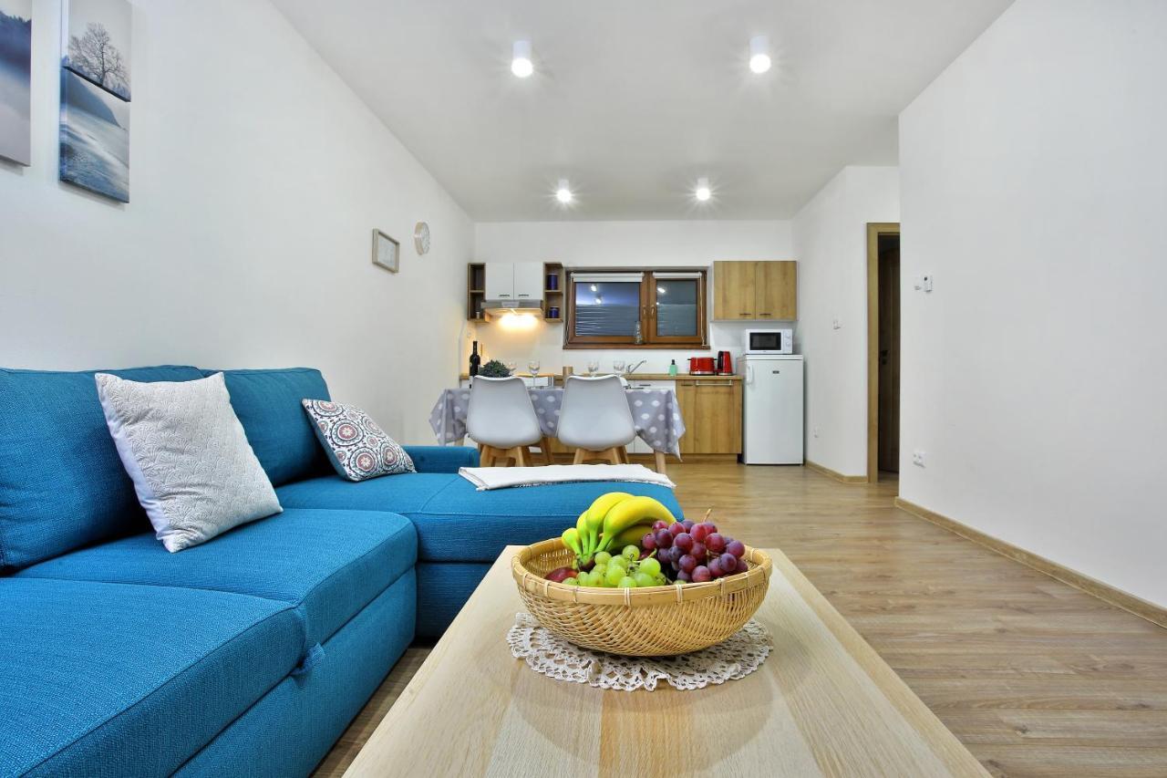 Kamilli Appartement Bešeňová Buitenkant foto