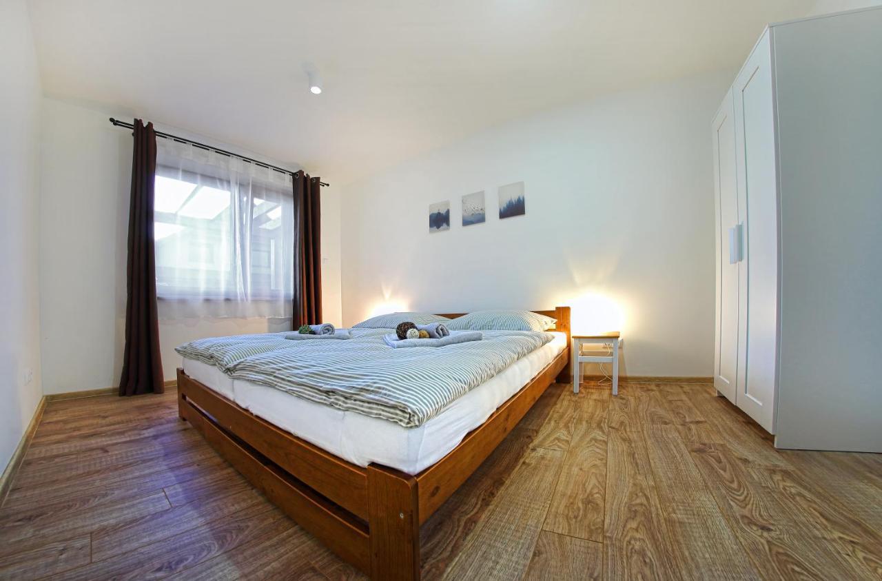 Kamilli Appartement Bešeňová Buitenkant foto